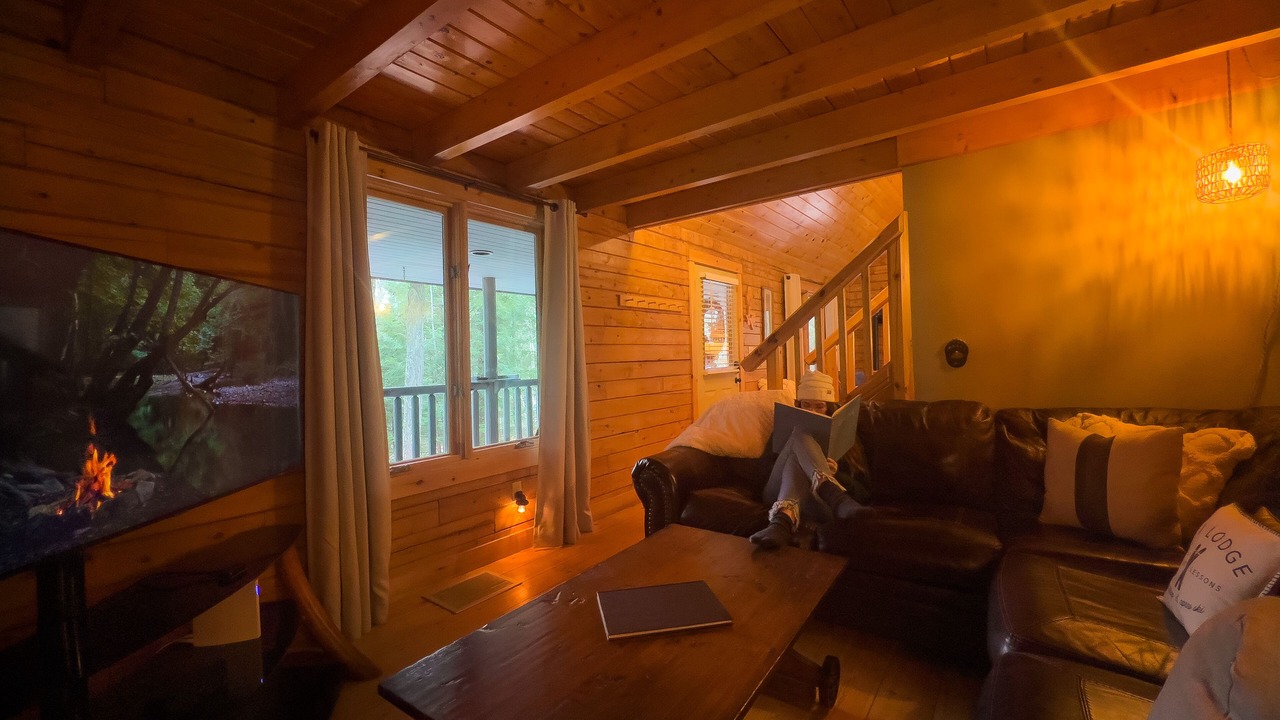 Photo of Livingroom in Rumford Center