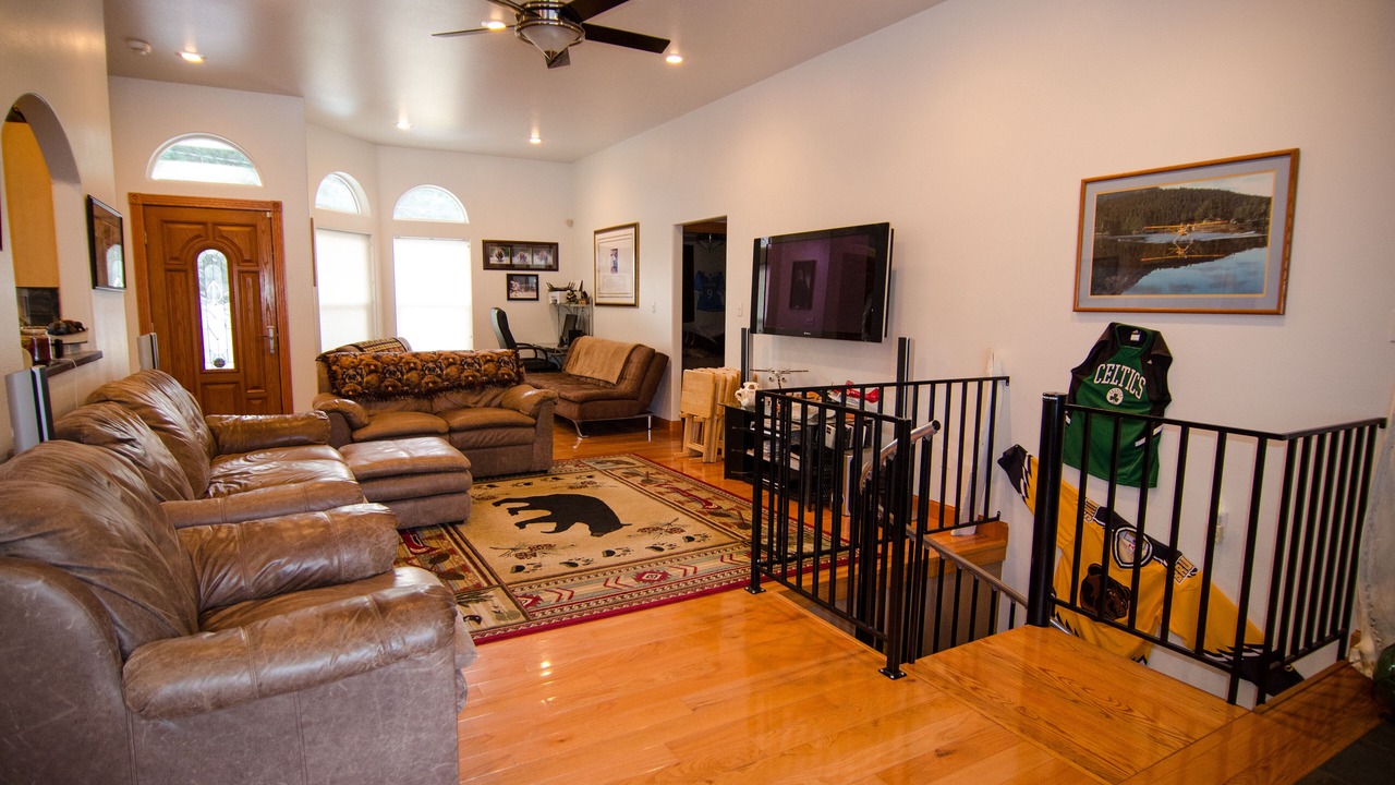 Photo of Bedroom in Kodiak