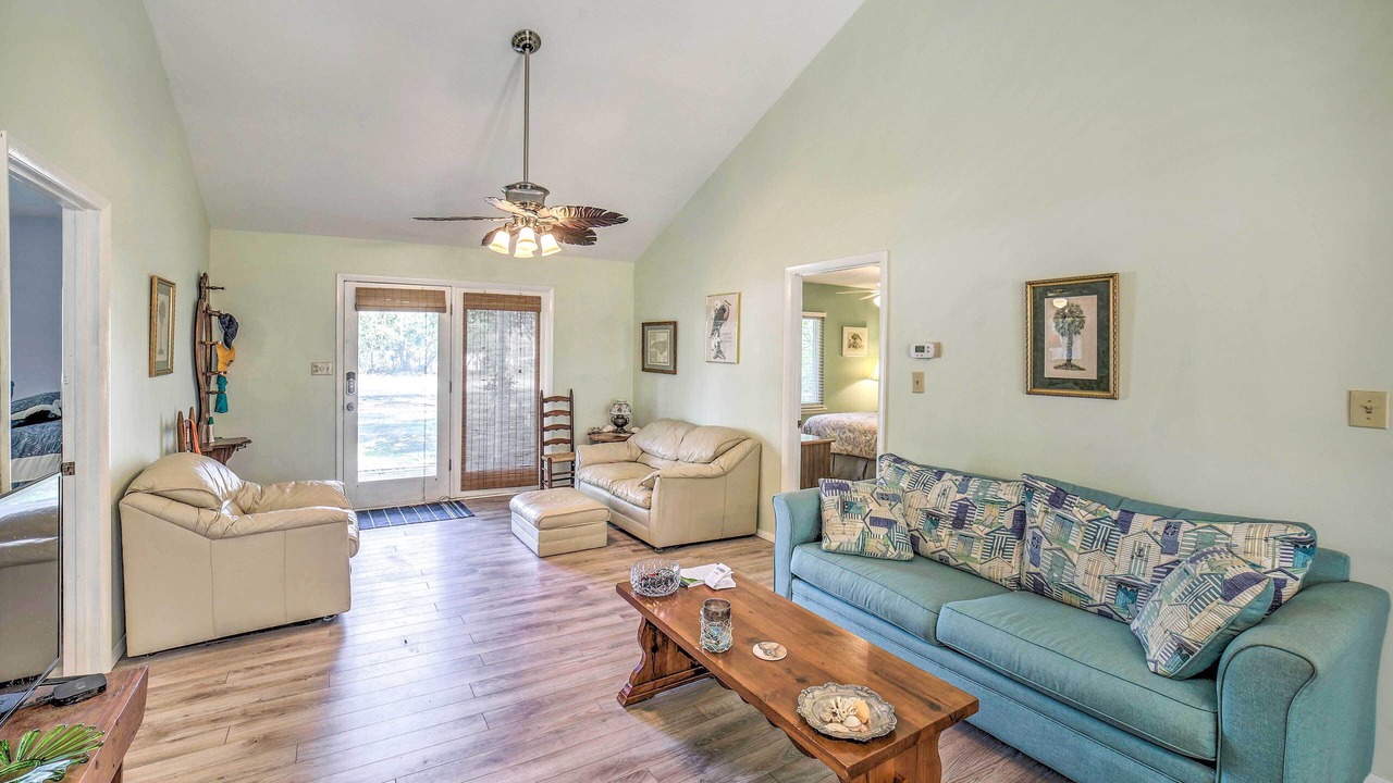 Photo of Bedroom in Long Beach