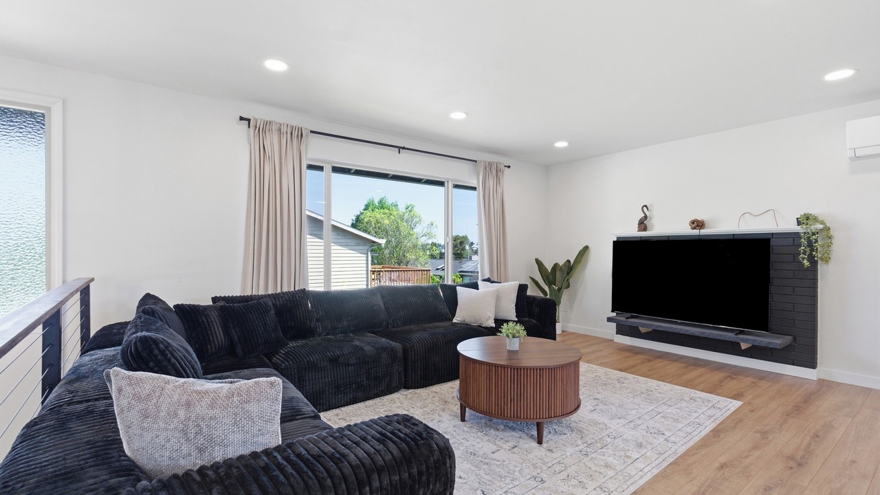 Photo of Livingroom in Burien