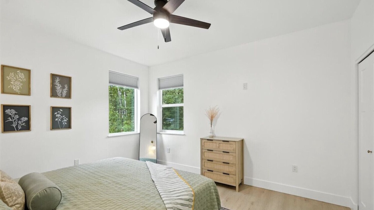 Photo of Bedroom in Fishhook
