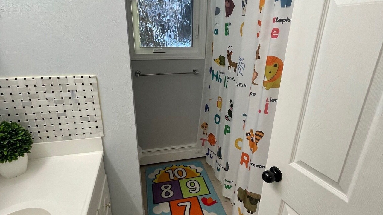 Photo of Bathroom in College