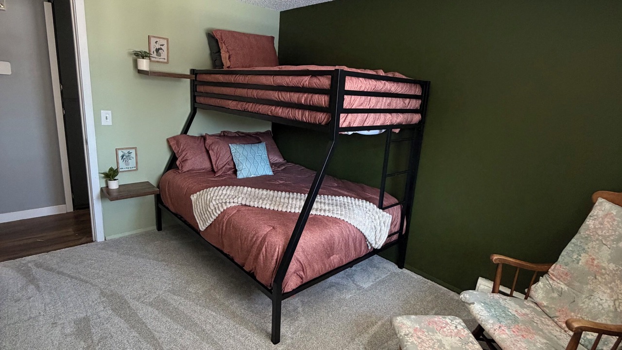 Photo of Bedroom in Kenai