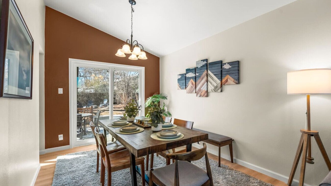 Photo of Bedroom in Lamar Heights Area