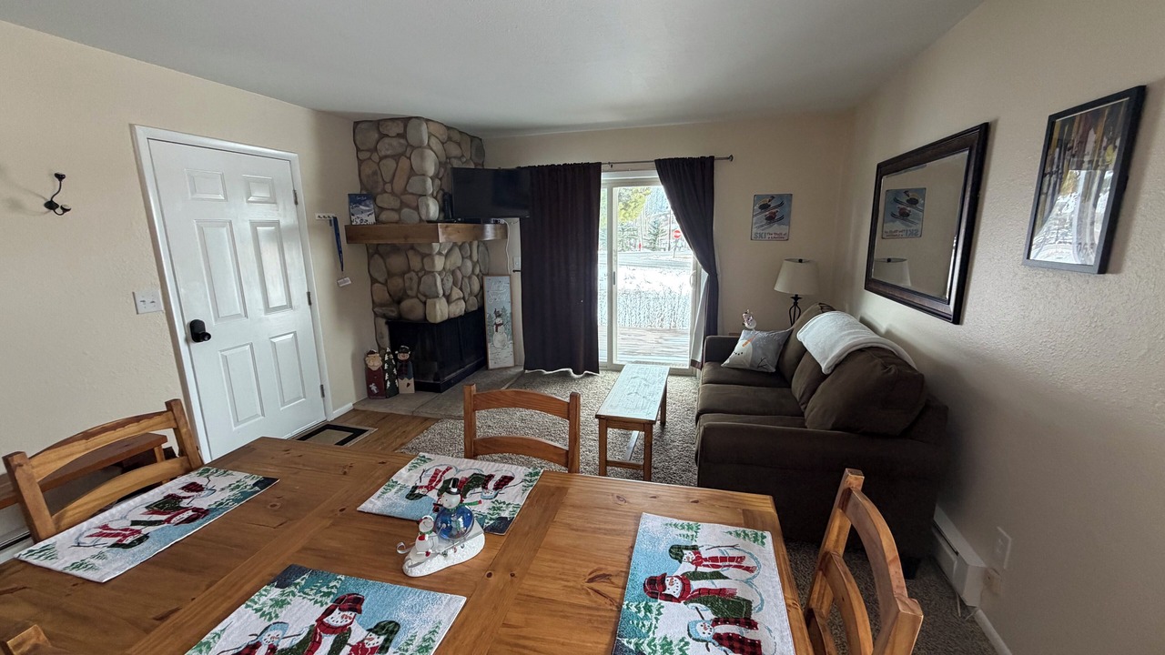 Photo of Livingroom in Rendezvous