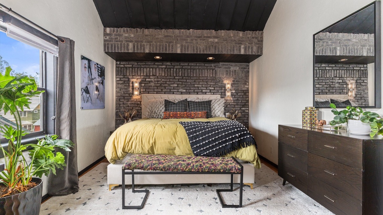 Photo of Bedroom in Old Town