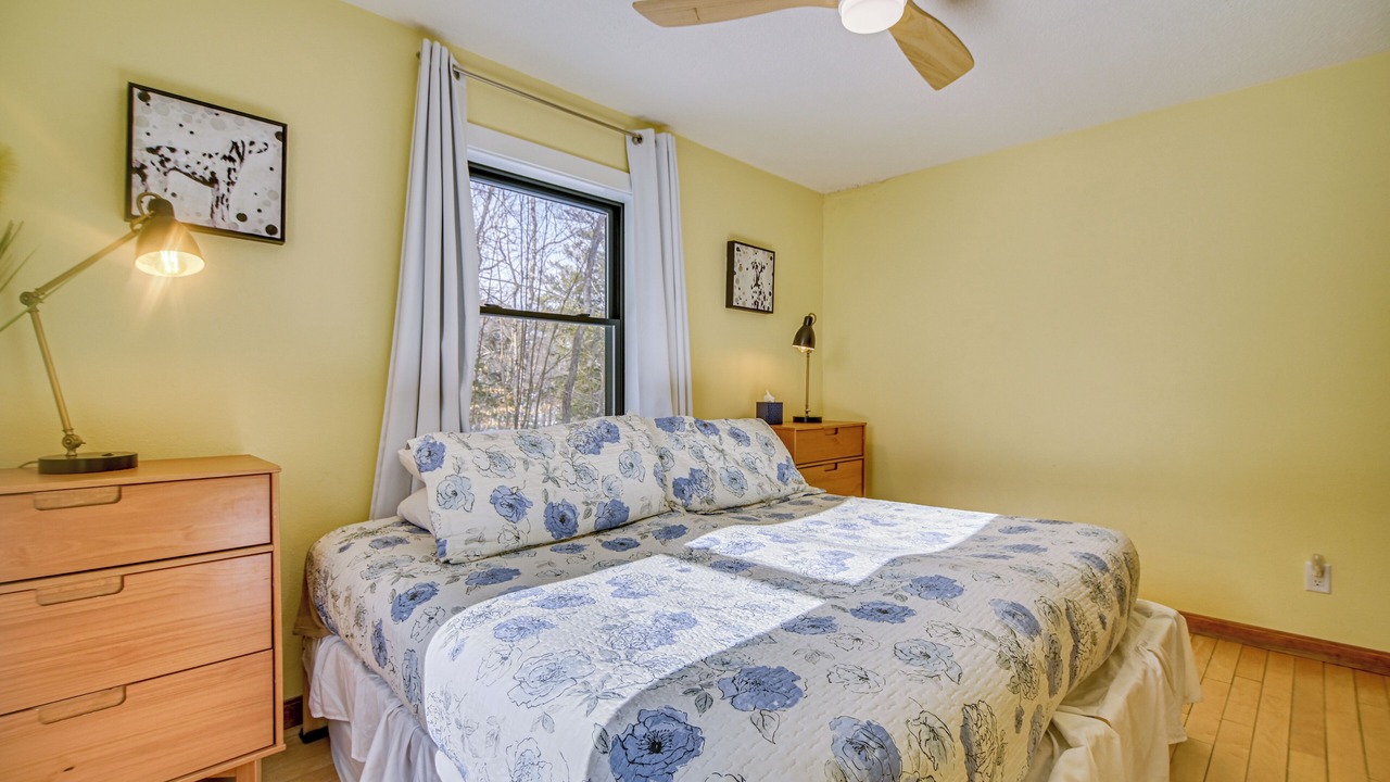 Photo of Bedroom in Greenwood