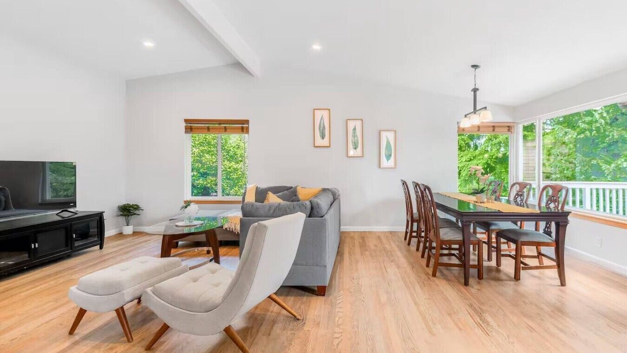 Photo of Livingroom in Tukwila