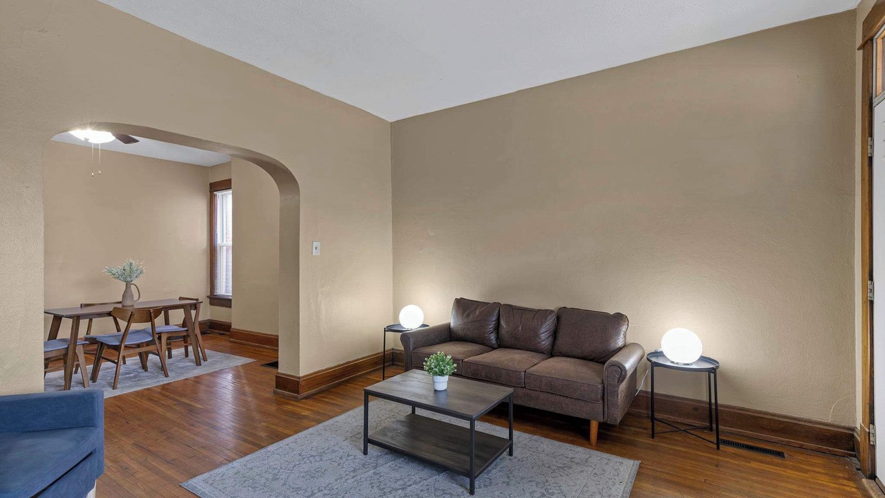 Photo of Livingroom in Old North Columbus