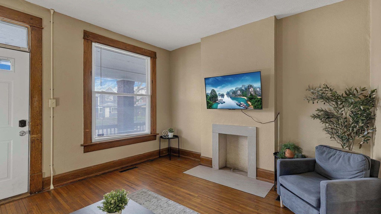 Photo of Livingroom in Old North Columbus