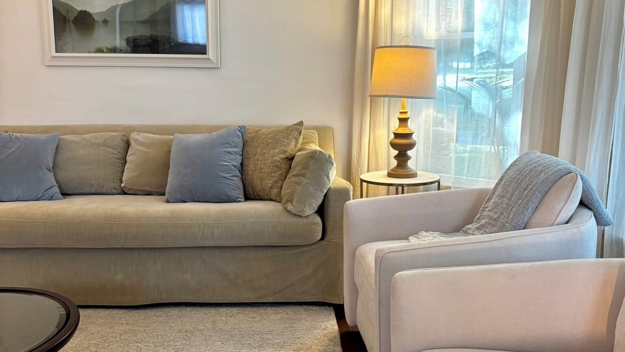 Photo of Livingroom in Utica