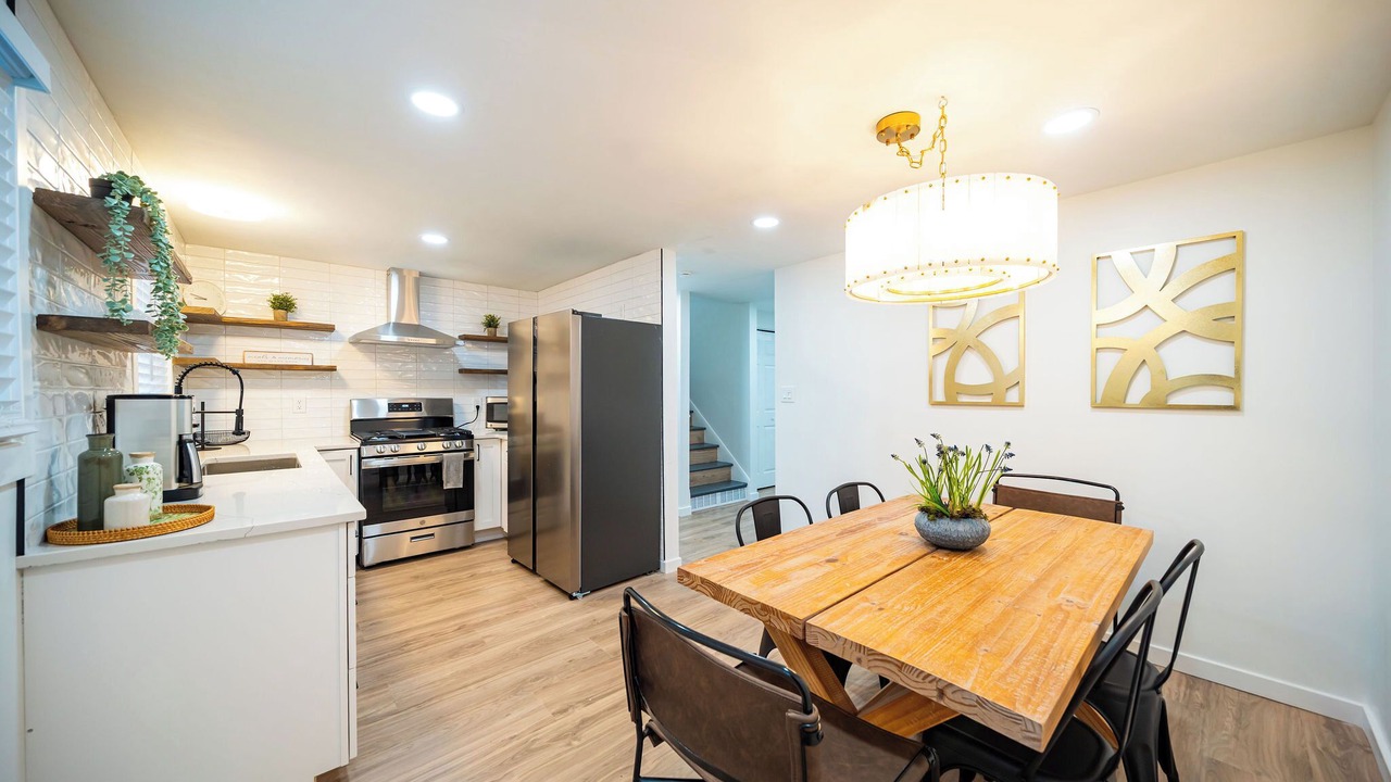 Photo of Kitchen in Summit Station