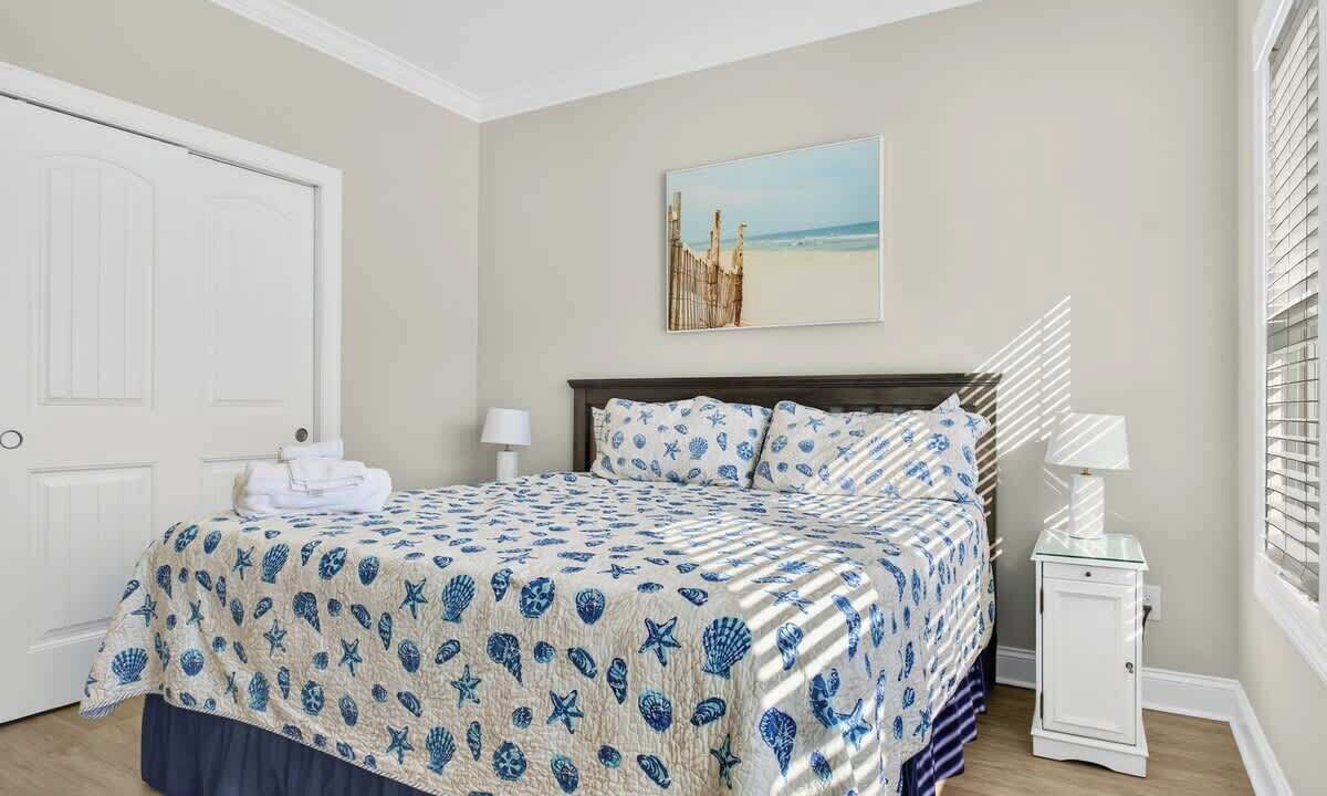 Photo of Bedroom in Ocean Isle Beach