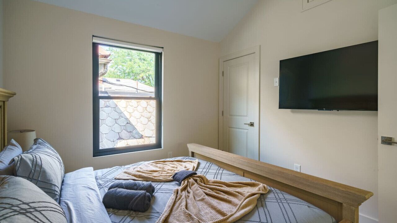 Photo of Bedroom in Victorian Village