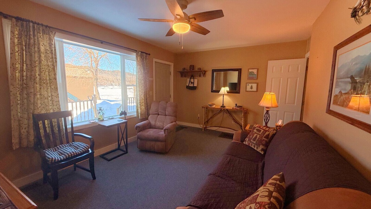Photo of Livingroom in Greenville Junction
