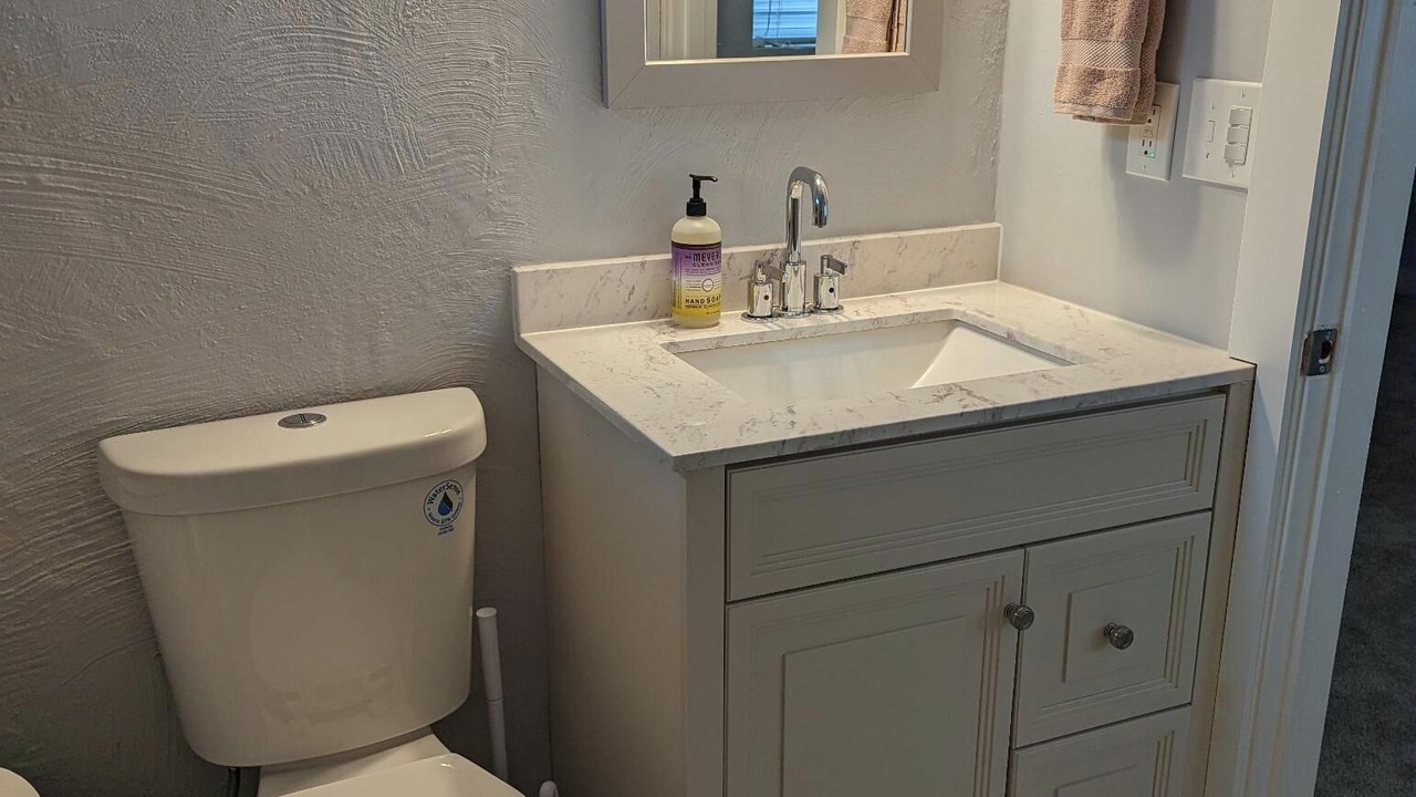 Photo of Bathroom in Mendenhaven