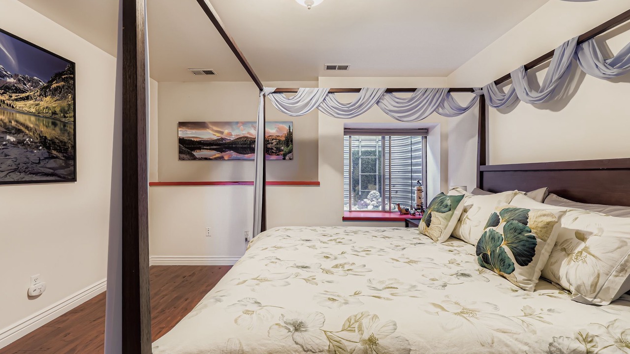 Photo of Bedroom in Lakewood
