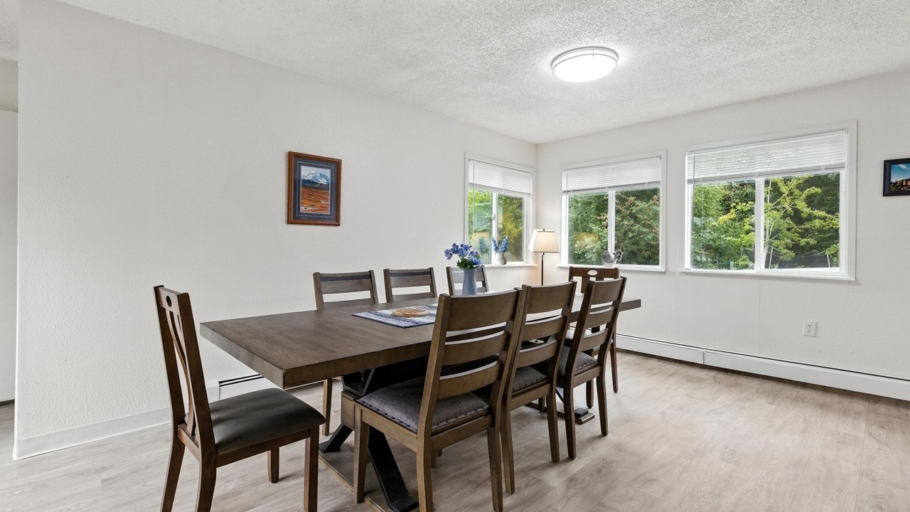 Photo of Bedroom in Bayshore - Klatt