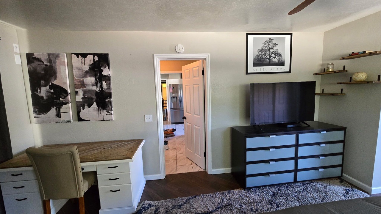 Photo of Bedroom in Broadmoor