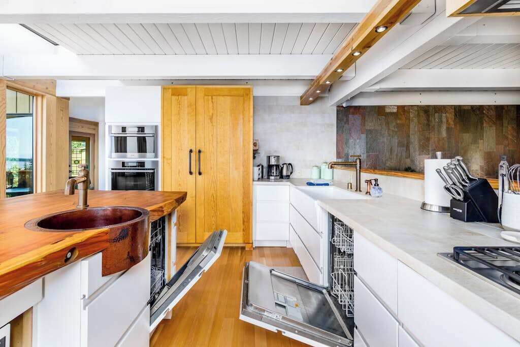 Photo of Kitchen in Downtown Anchorage