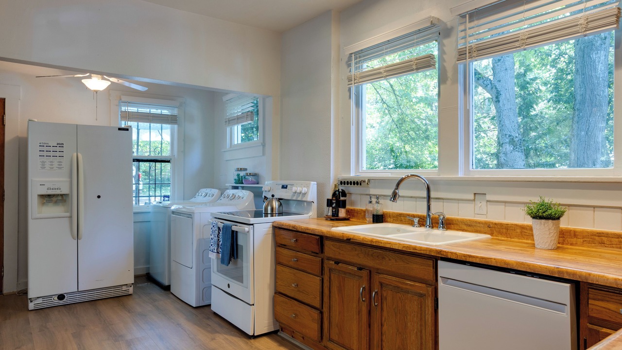 Photo of Kitchen in Mid-Beacon Hill