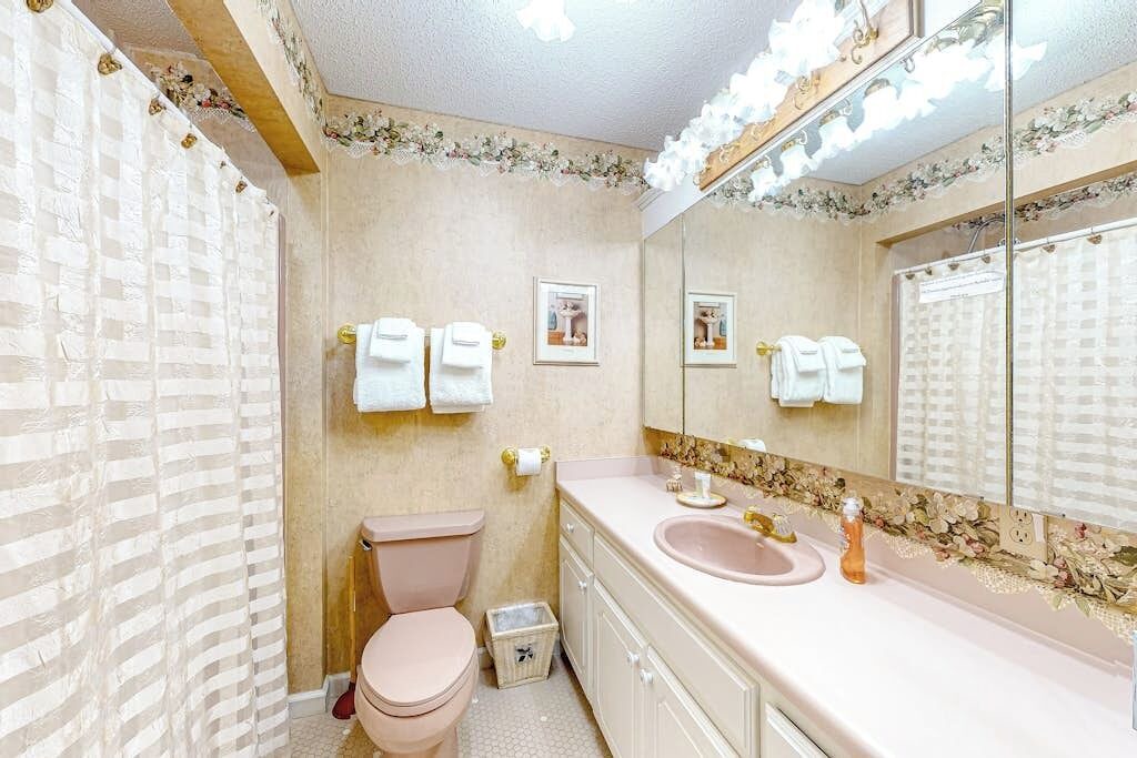 Photo of Bathroom in South Fork