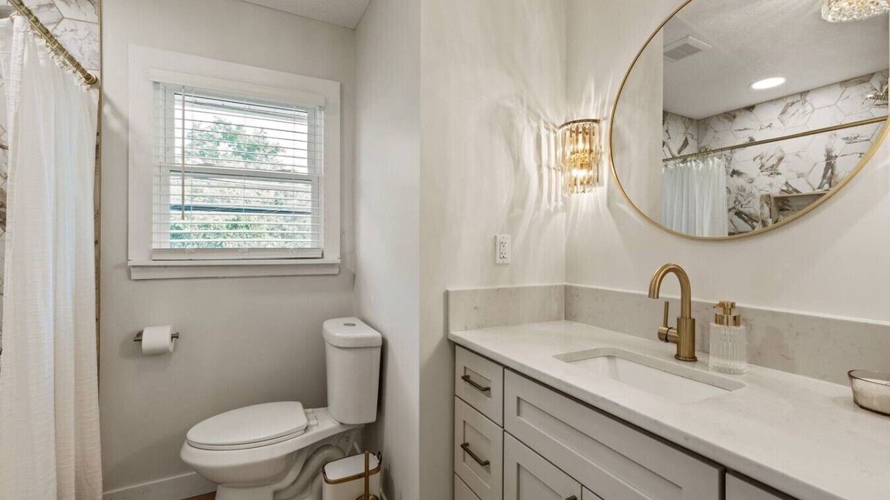 Photo of Bathroom in Grove City