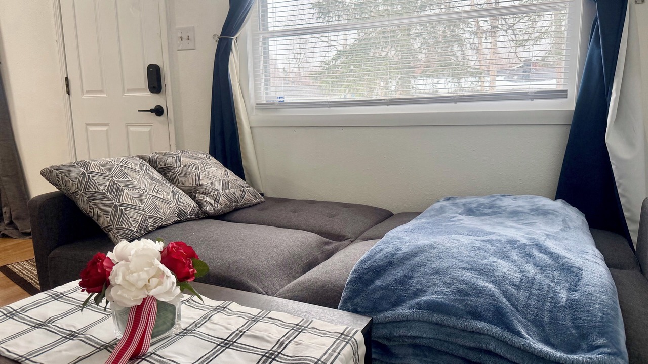 Photo of Bedroom in Russian Jack Park