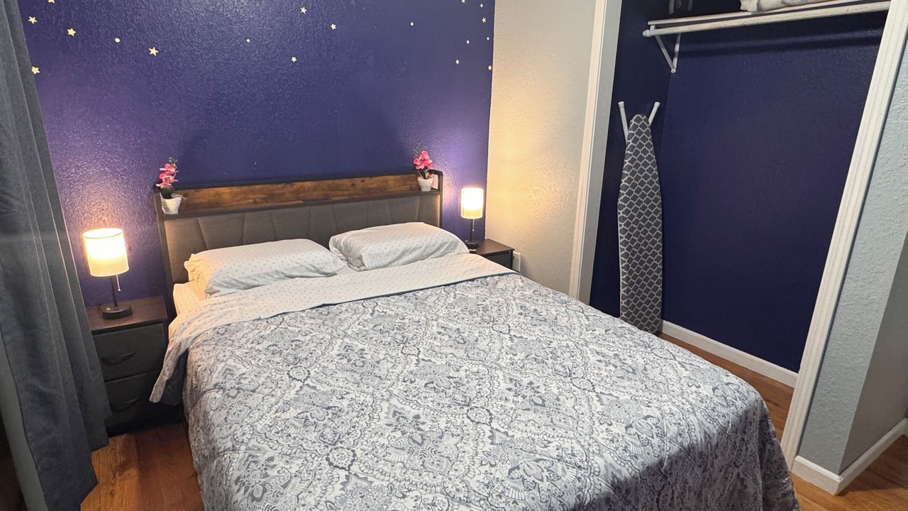 Photo of Bedroom in Fairbanks