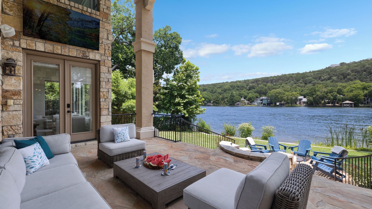 Photo of Outdoor in Oak Shores On Lake Austin