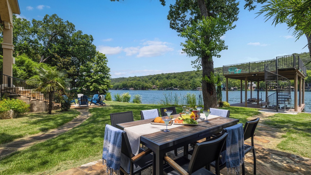 Photo of Others in Oak Shores On Lake Austin
