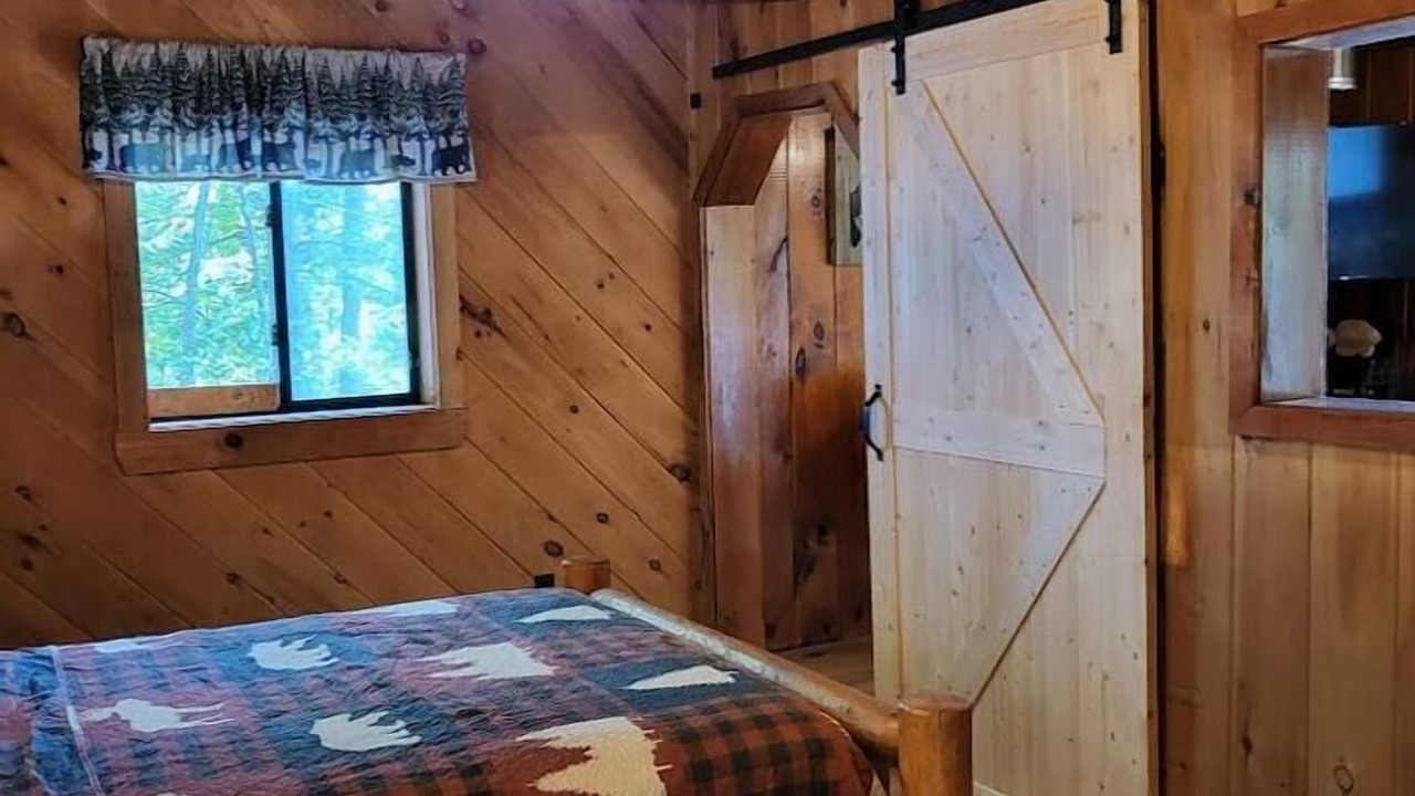 Photo of Bedroom in New Vineyard
