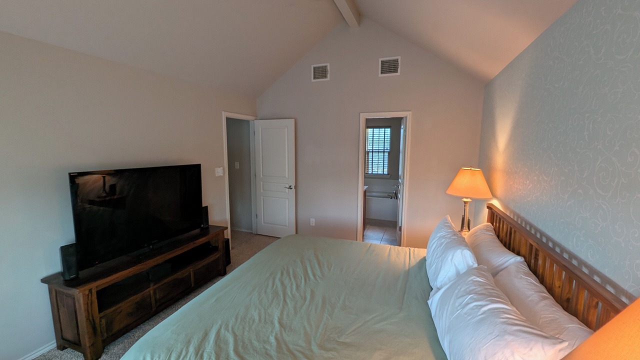 Photo of Bedroom in Point Venture