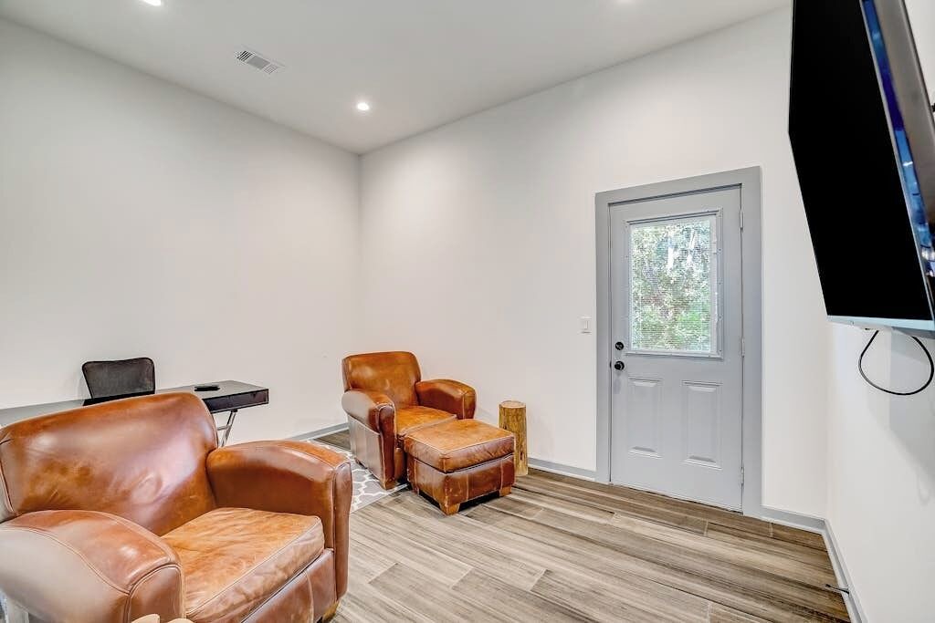 Photo of Livingroom in Hudson Bend