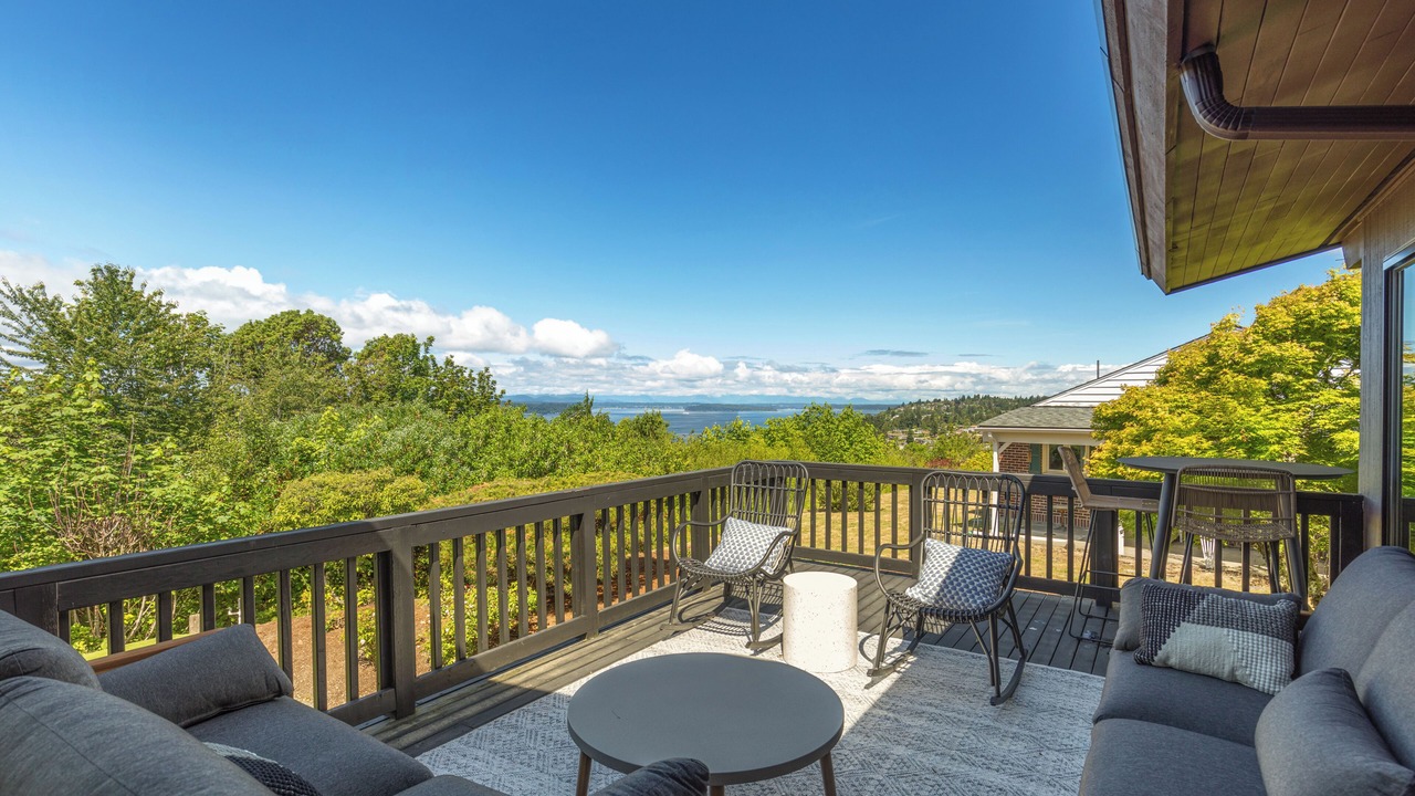 Photo of Patio Balcony in Seattle Metro Area