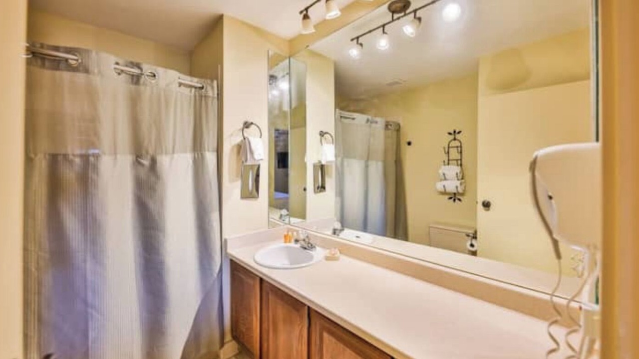 Photo of Bathroom in Silvercreek