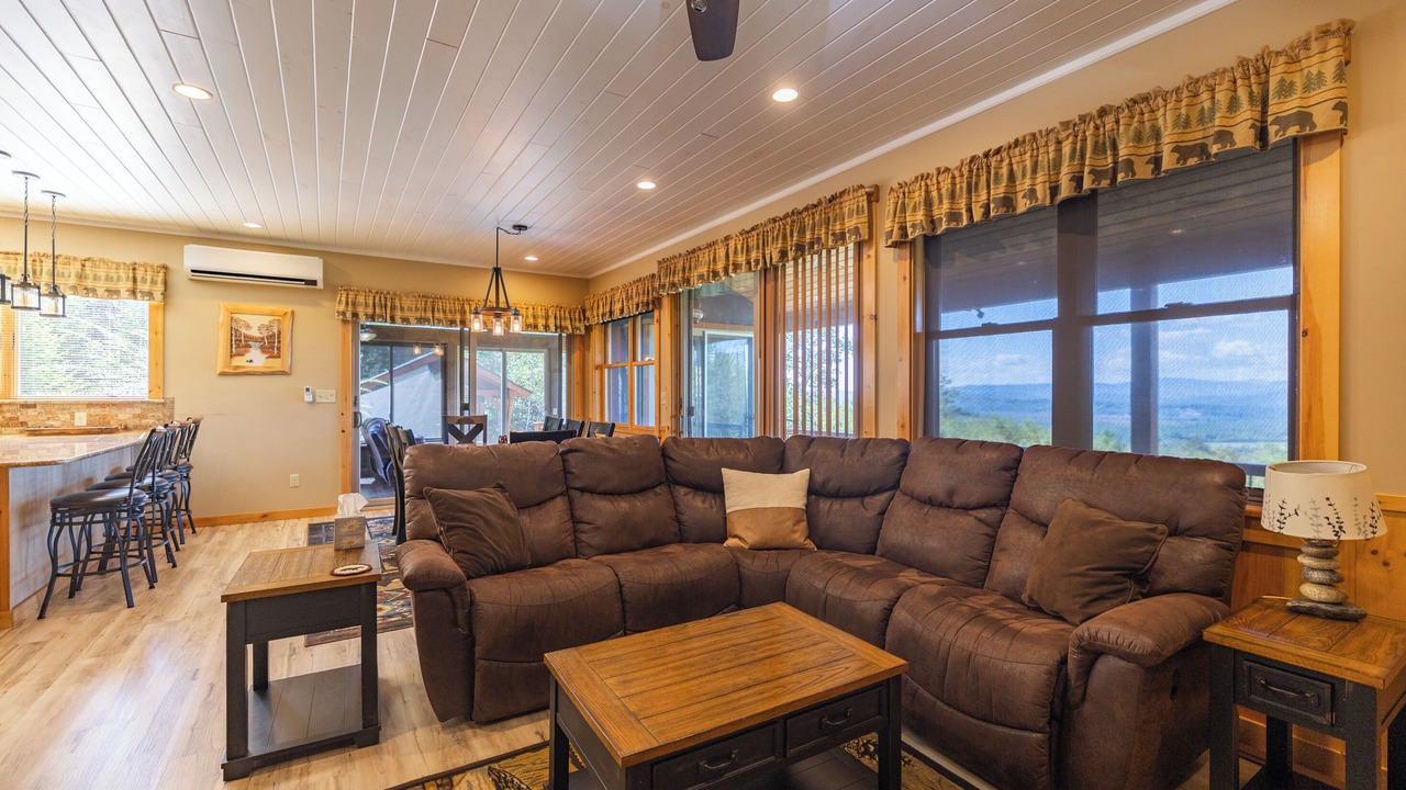 Photo of Livingroom in Bethel