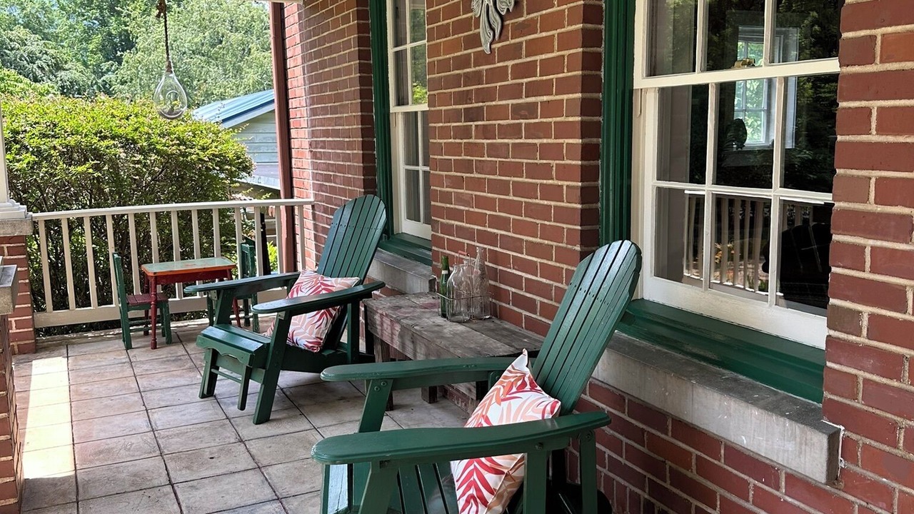 Photo of Patio Balcony in Swannanoa
