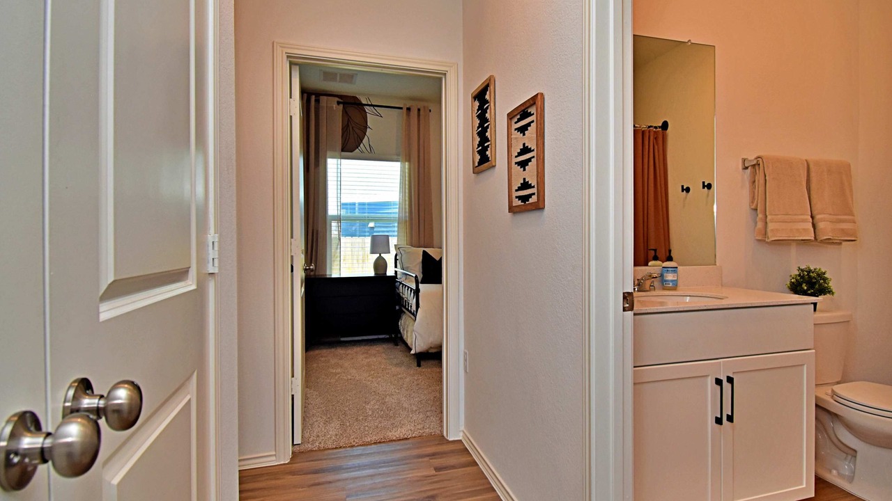 Photo of Bathroom in Del Valle