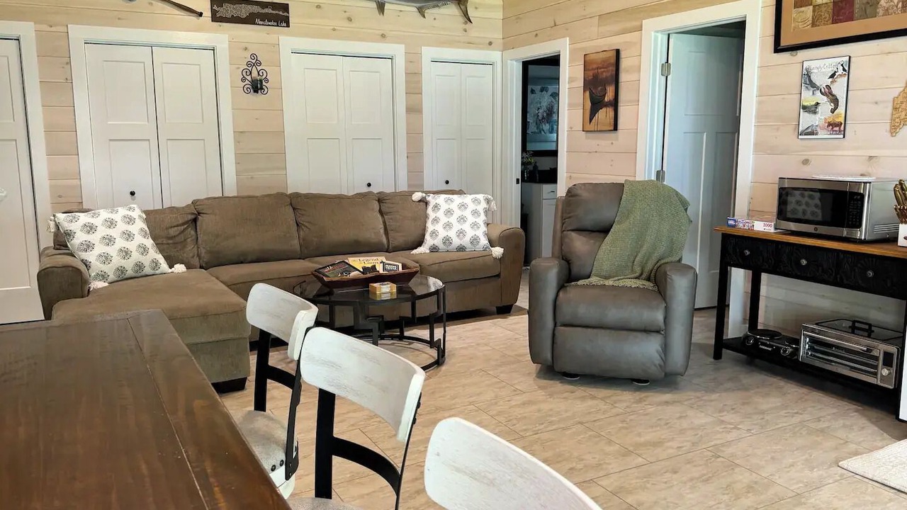 Photo of Livingroom in Oakland