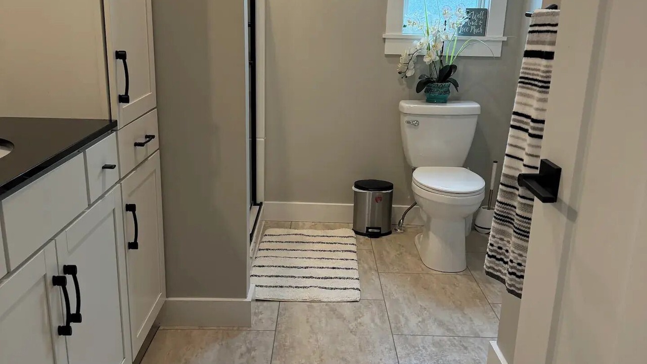 Photo of Bathroom in Oakland