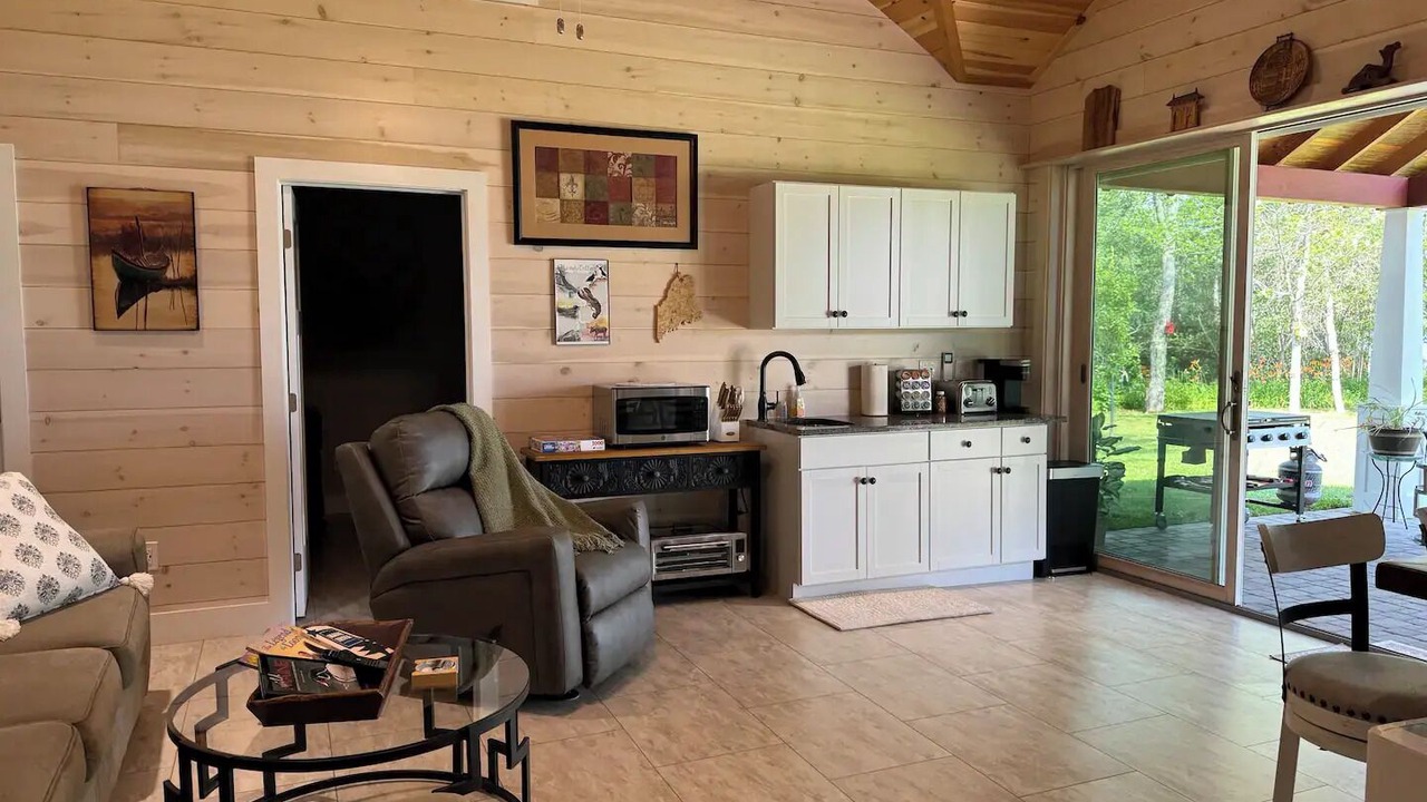 Photo of Livingroom in Oakland