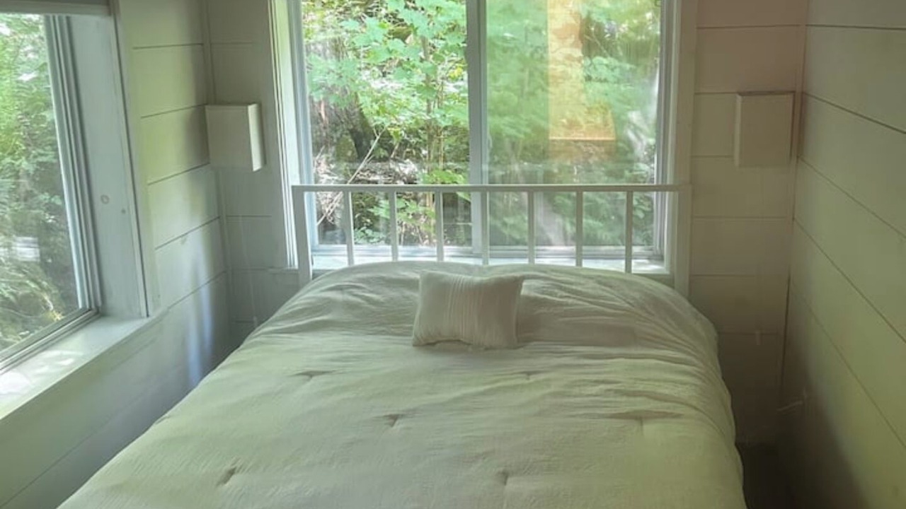 Photo of Bedroom in Embden