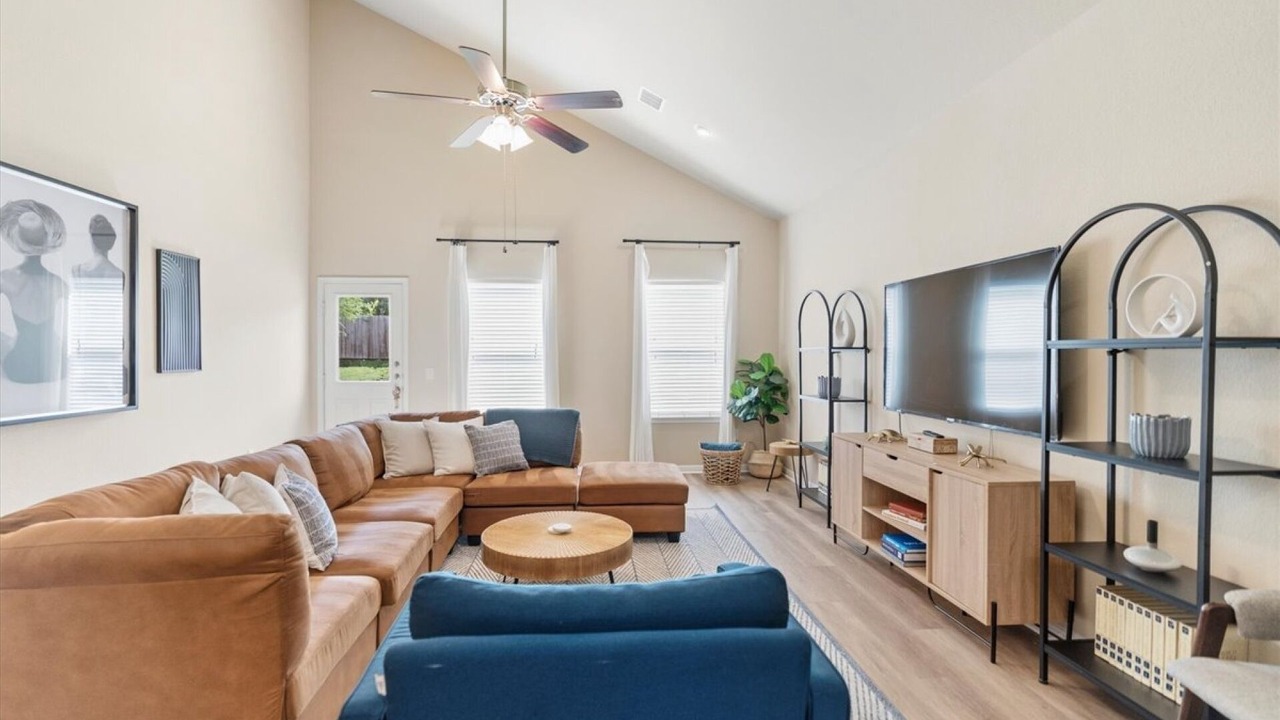 Photo of Bedroom in McNeil