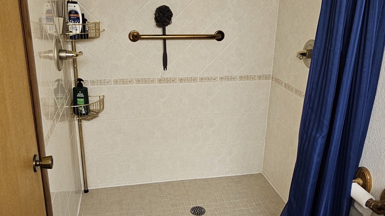 Photo of Bathroom in Sterling
