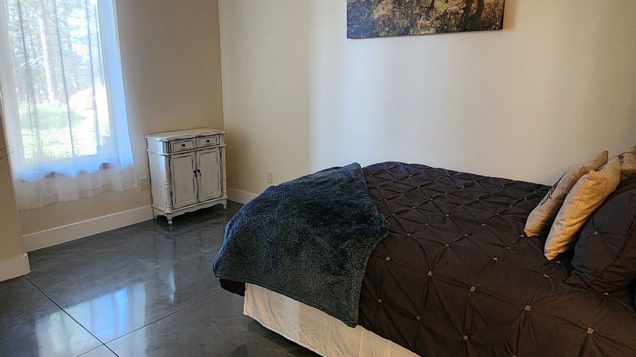Photo of Bedroom in Edgemont Ranch