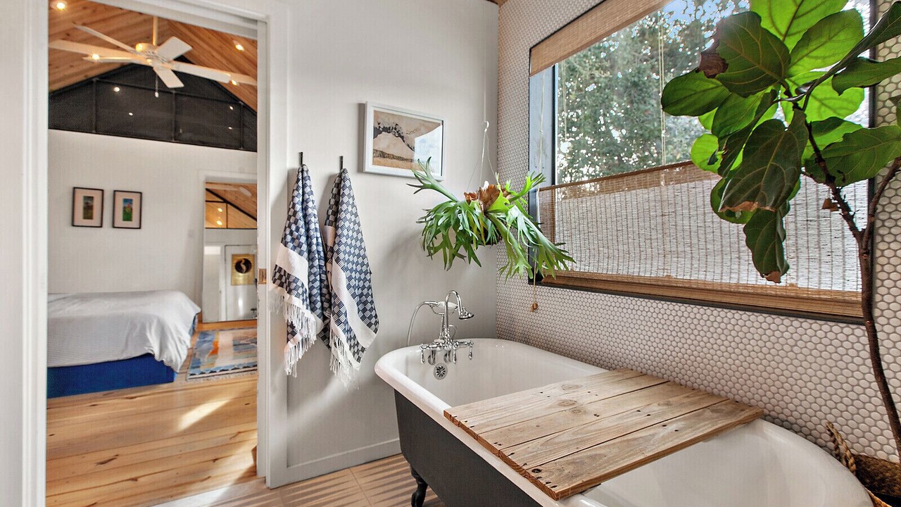 Photo of Bathroom in Bouldin