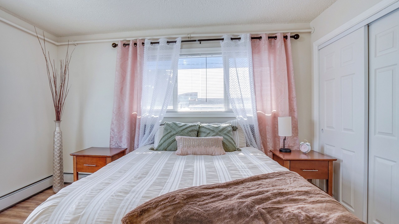 Photo of Bedroom in Midtown Anchorage