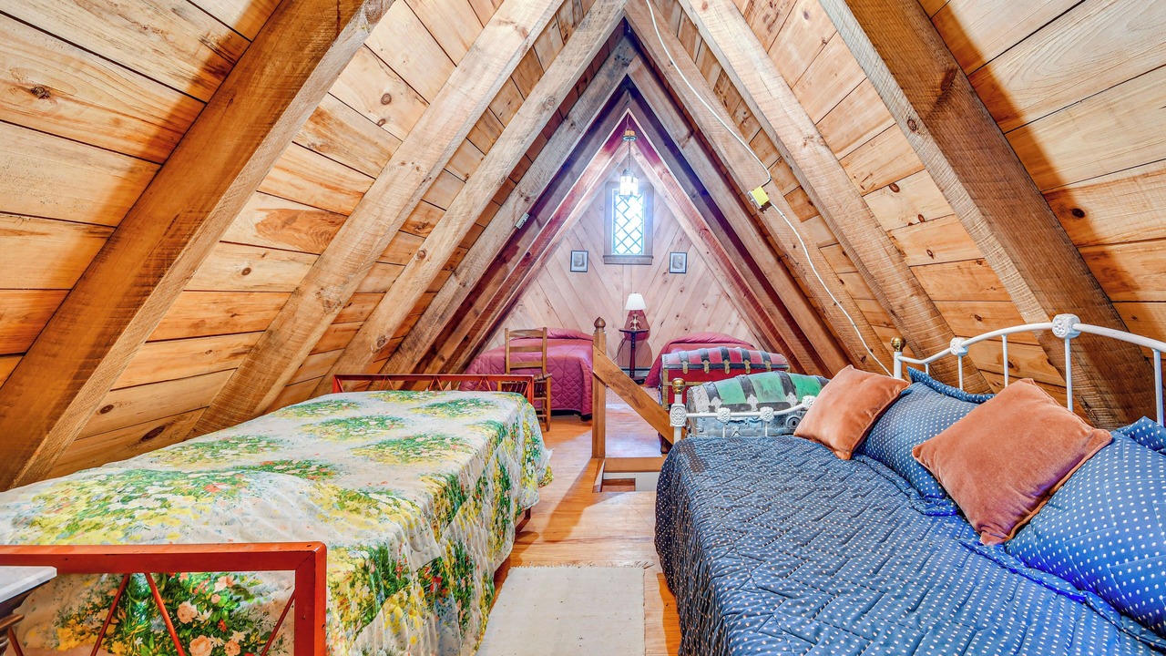 Photo of Bedroom in Burnsville