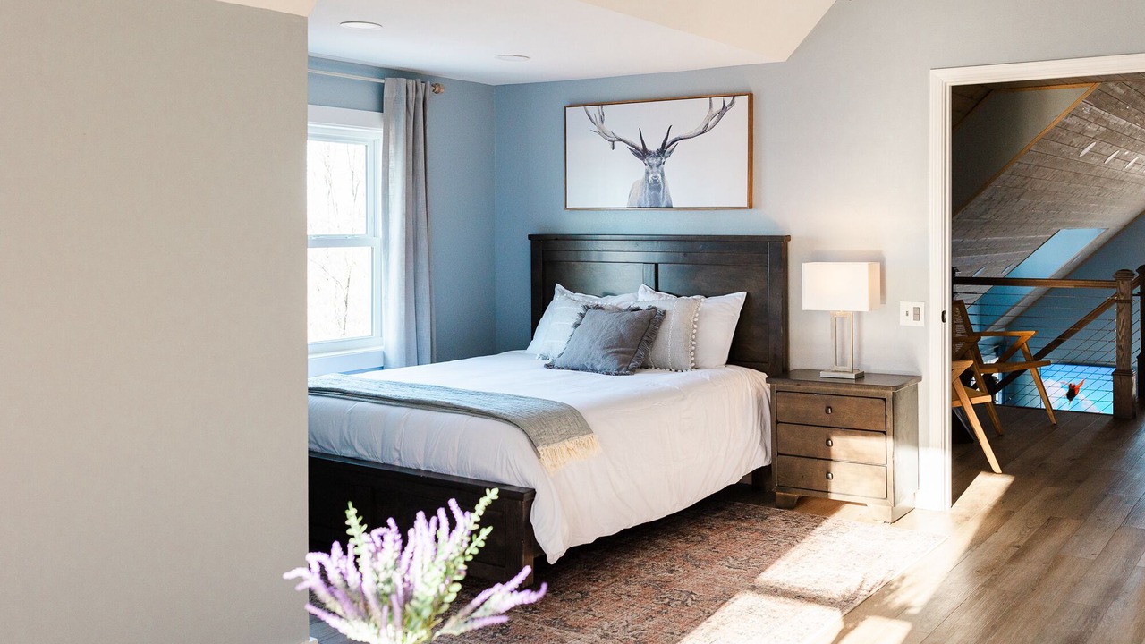Photo of Bedroom in Burnsville